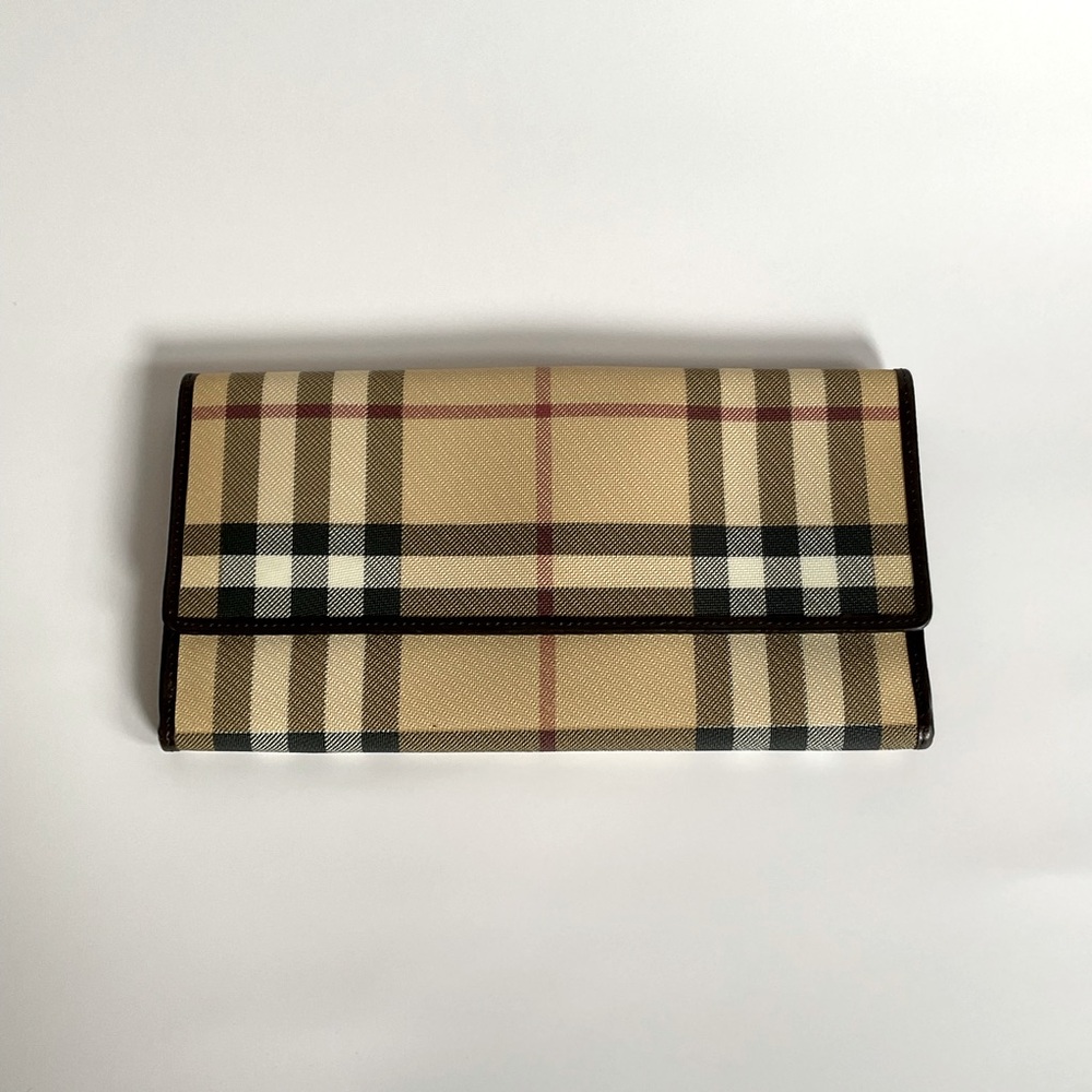 Burberry House Check Pattern continental Wallet